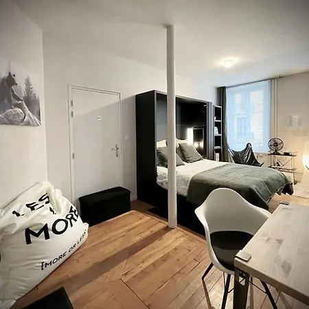 Apartment Grand Confortable Situe En Centre *